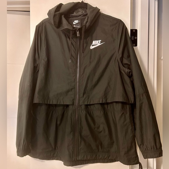 Nike Sportswear Woven Jacket - Picture 5 of 8